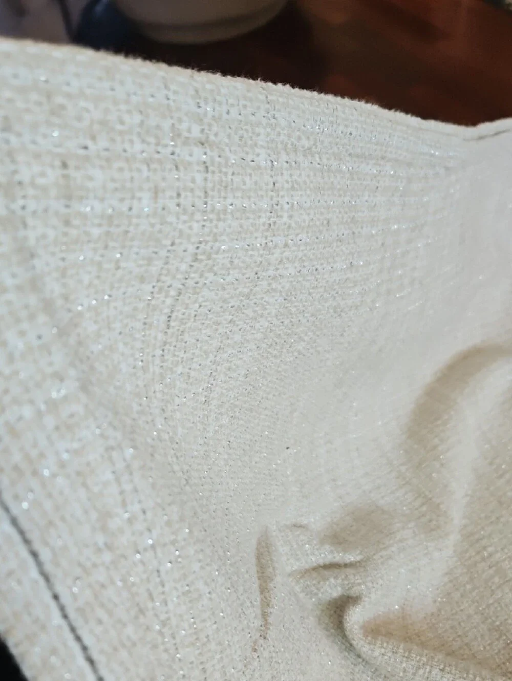 Cream & White Paisley Silver Thread Textured Tablecloth